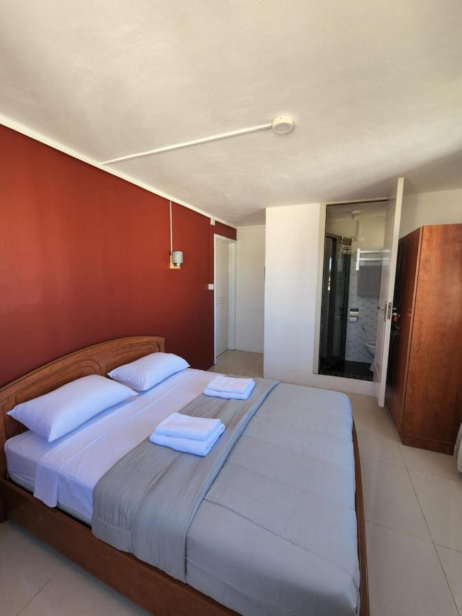 Sunsetview Beach Apartment Flic-en-Flacq Eksteriør billede